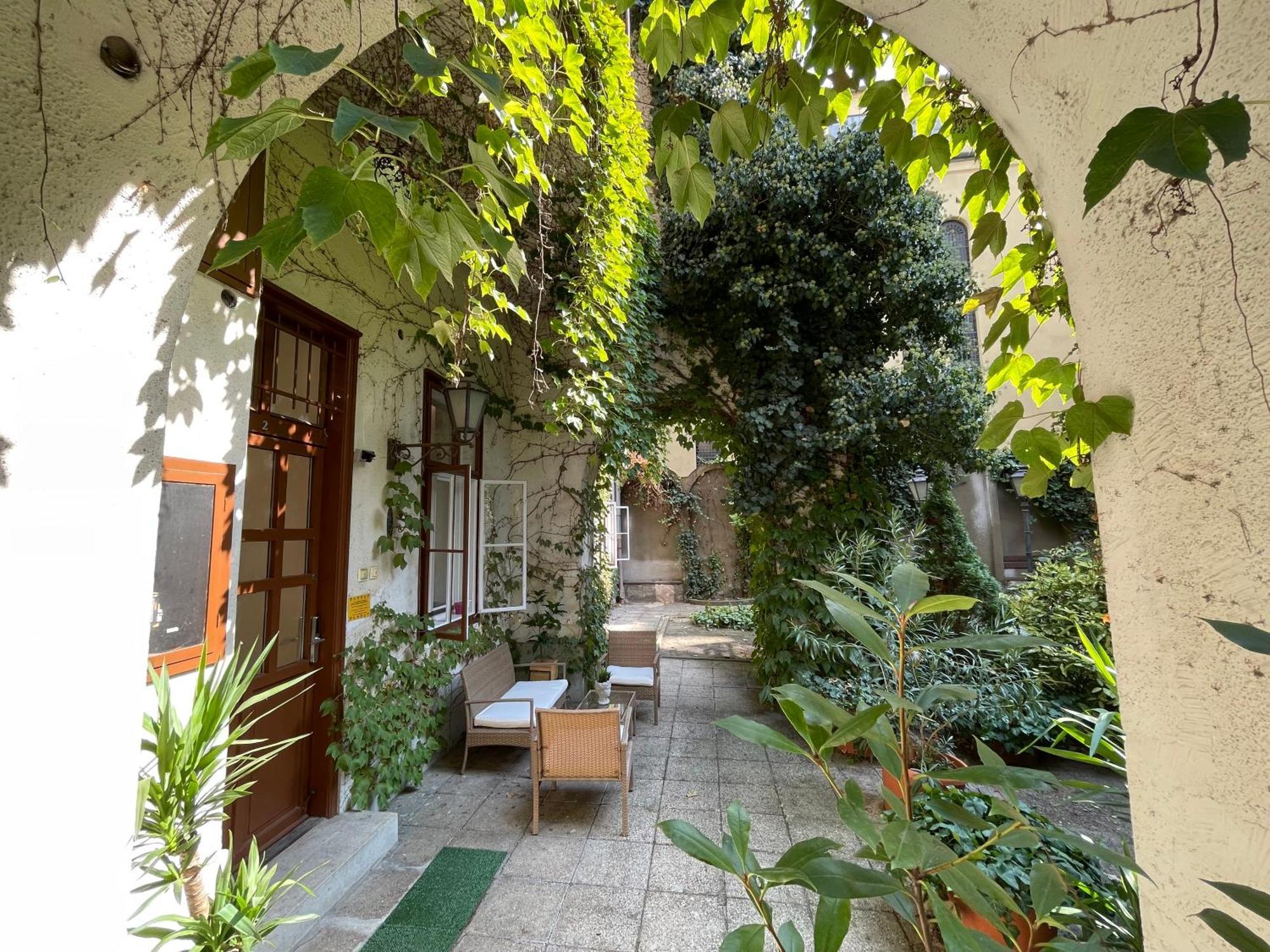 Palms Apartments Budapeşte Dış mekan fotoğraf