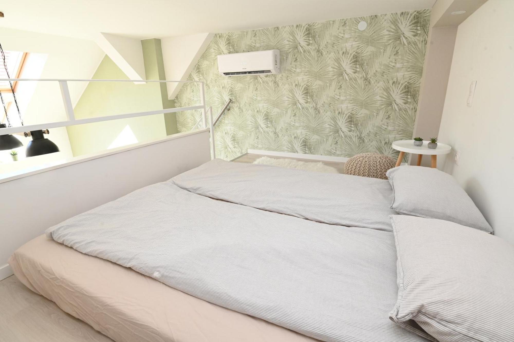 Palms Apartments Budapeşte Oda fotoğraf